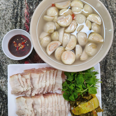 Thịt Luộc Truyền thống