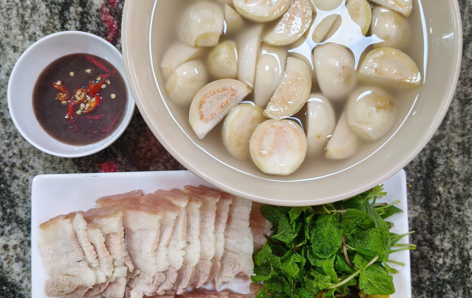 Thịt Luộc Truyền thống