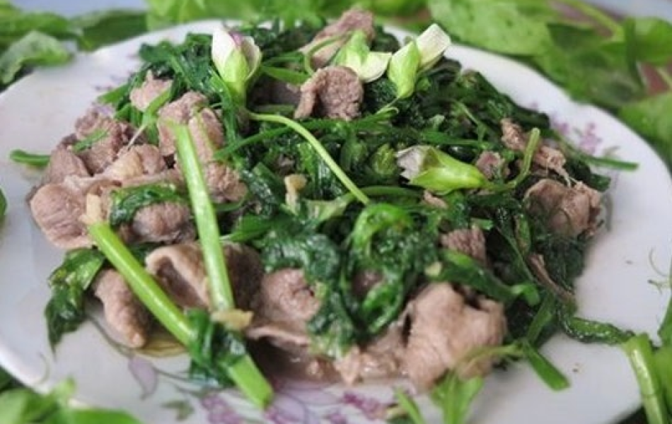 Rau Rừng x&agrave;o b&ecirc;