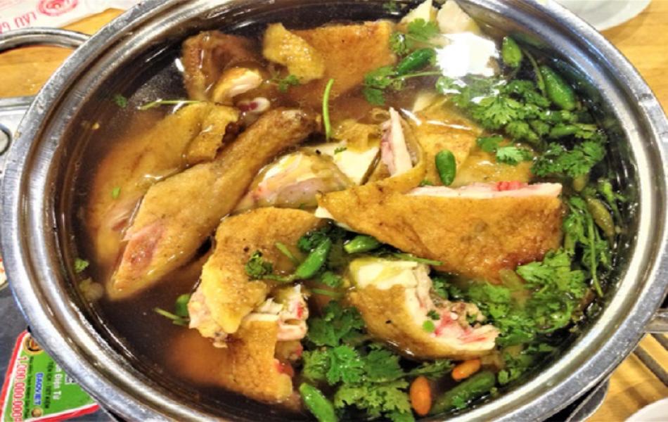 G&agrave; tiềm ớt hiểm