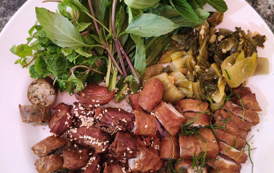 L&ograve;ng R&aacute;n Cố Hương