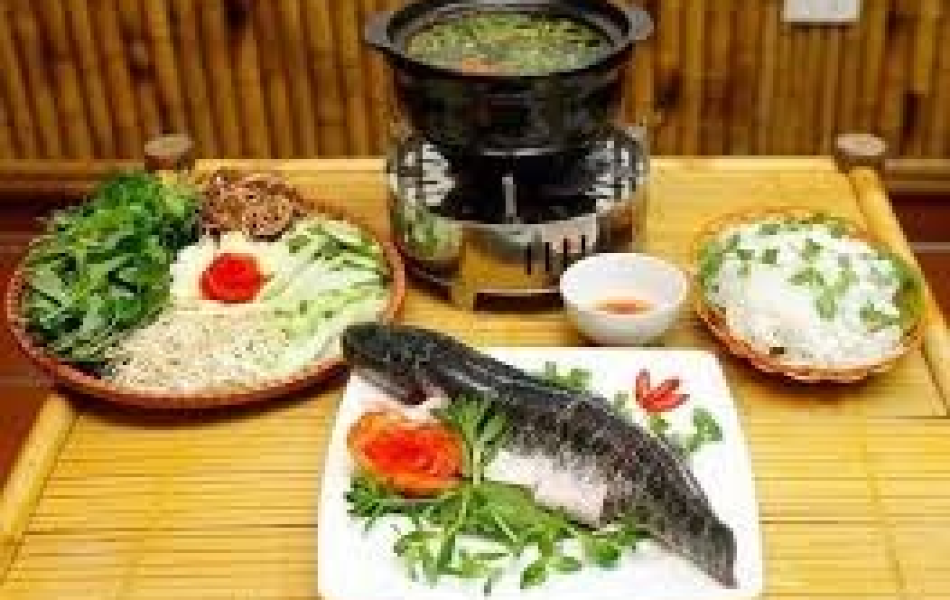 C&aacute; l&oacute;c lẩu cải xanh