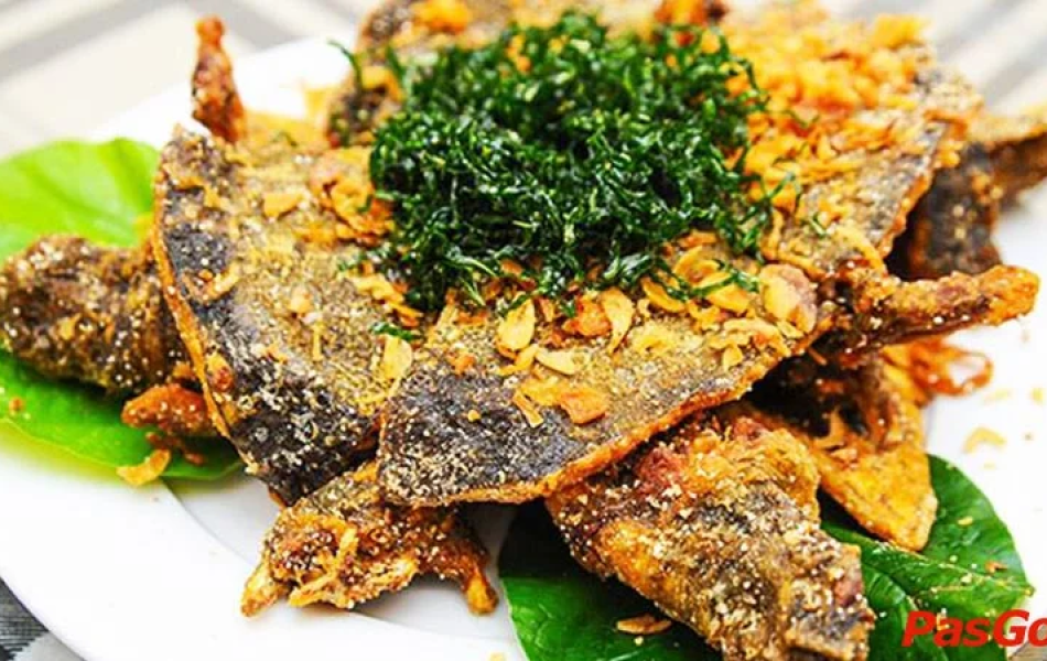 Ch&acirc;n ba ba x&agrave;o h&agrave;nh răm