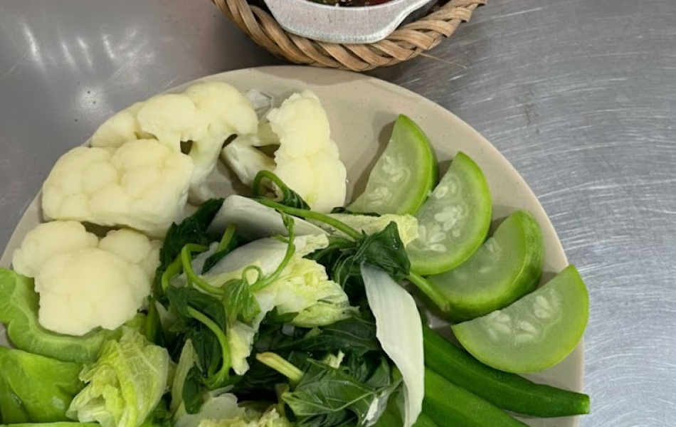 Rau củ quả luộc kho quẹt