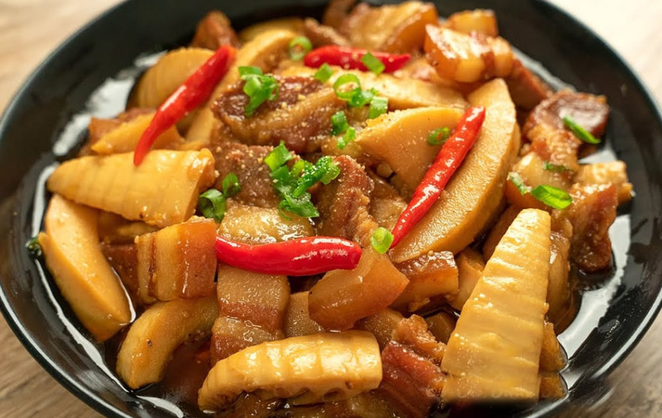 Thịt Heo X&agrave;o Măng / Hầm Khoai Sọ