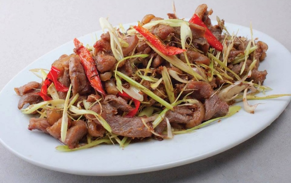 Thịt Heo X&agrave;o Sả Ớt