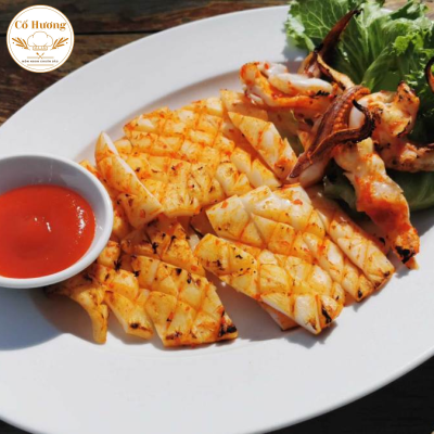 Mực Một Nắng Nướng Mọi / Muối Ớt