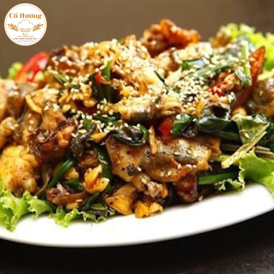 Ếch x&agrave;o l&aacute; lốt