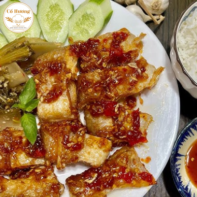 Kh&ocirc; C&aacute; Dứa Cơm Mắm