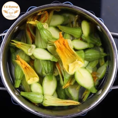 Nụ b&iacute; luộc