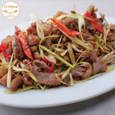 Thịt Heo X&agrave;o Sả Ớt